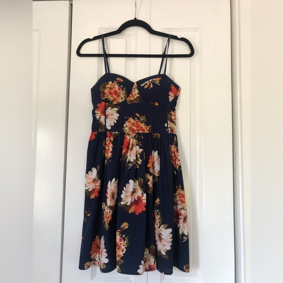 Band of gypsies navy floral dress - Picture 9 of 14